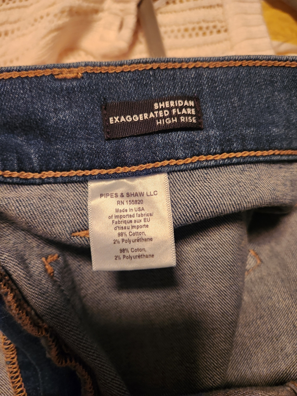 NWT Veronica Beard Sheridan Exaggerated Flare Jeans with Front Patch Pockets - Picture 9 of 10
